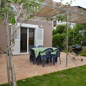 Apartment With Garden - Ana 1, Mali Lošinj