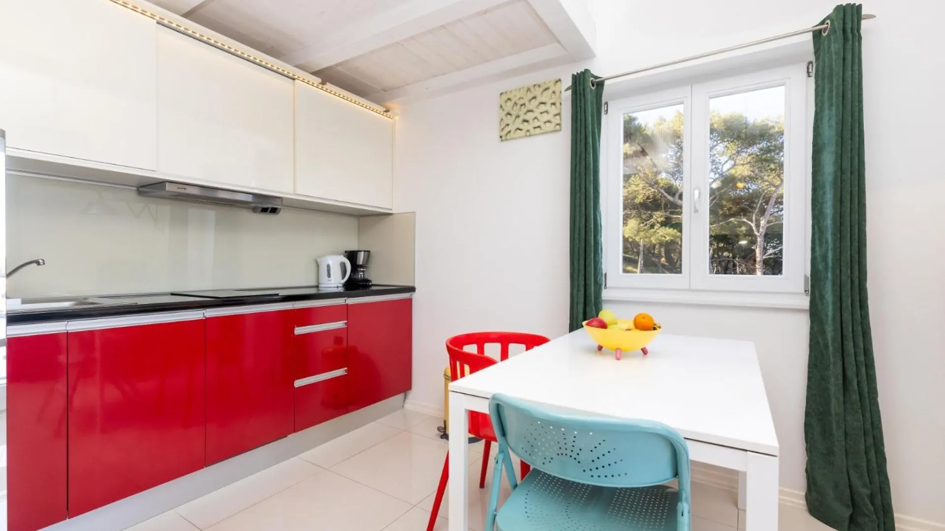 Apartments Montevideo Mali Lošinj 0*,  Croaţia