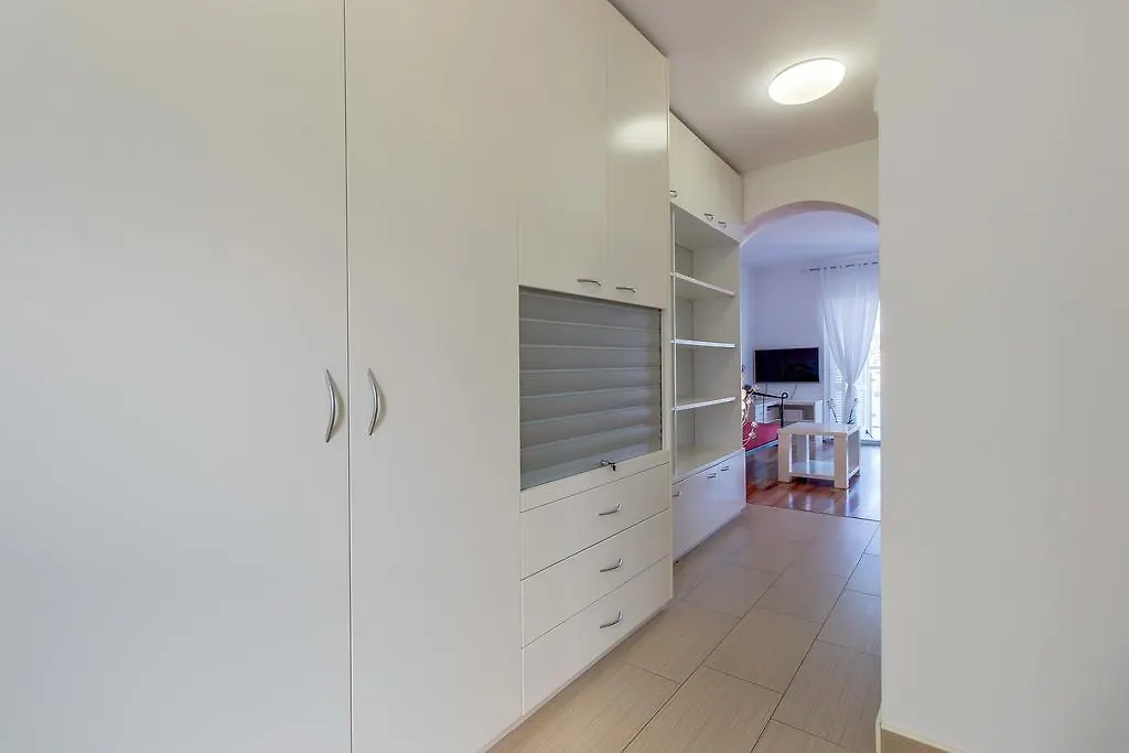 Apartments Montevideo Mali Lošinj